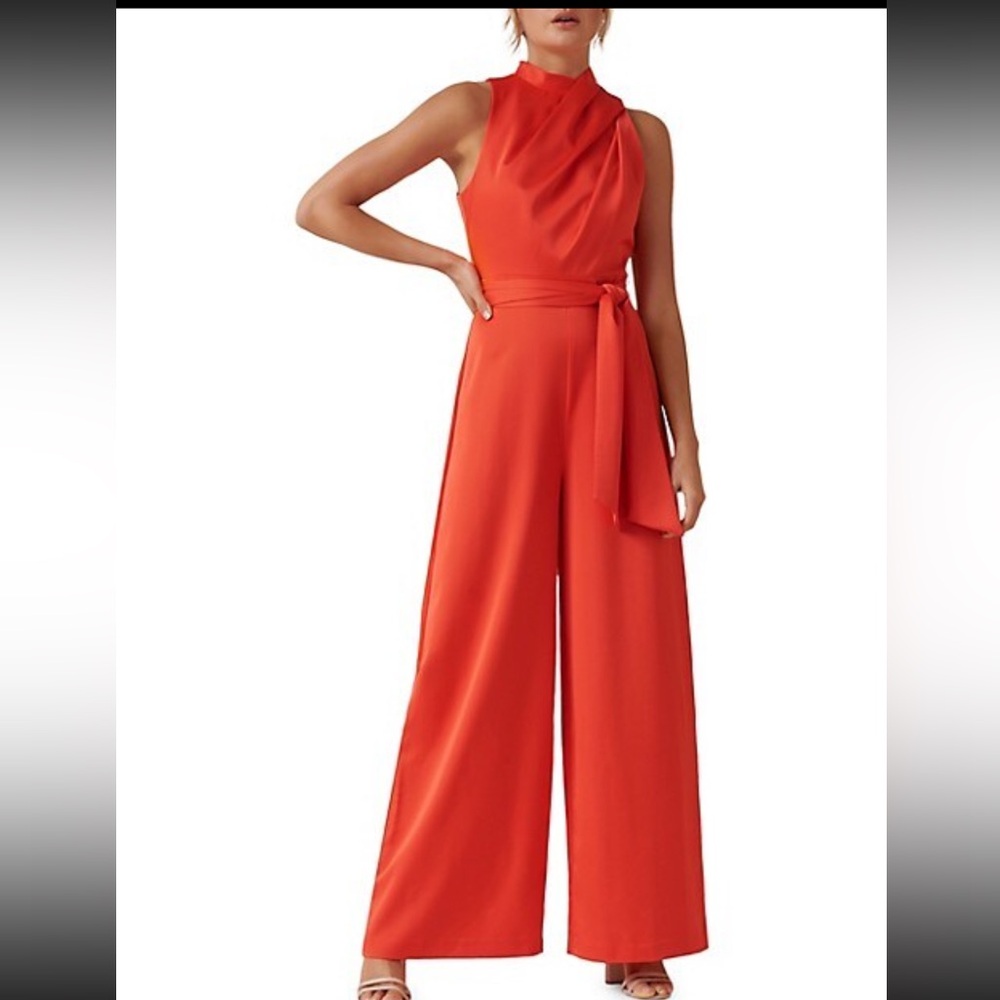 BNWT Ever New Melbourne
Glynn Drapped Jumpsuit Size: 4